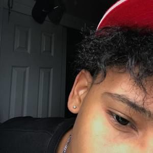 Meet your Posher, Luis r